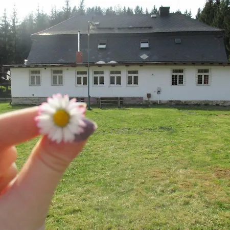 Sedmikraska Lodge *